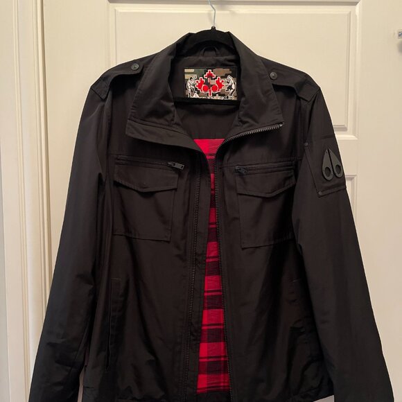 Moose Knuckles Men’s Lightweight Black Jacket – Red Plaid Interior - Picture 5 of 7